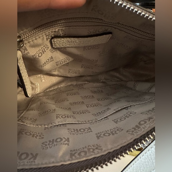 MICHEAL KORS Julia Medium Python Messenger Bag (NWOT) - Picture 10 of 13